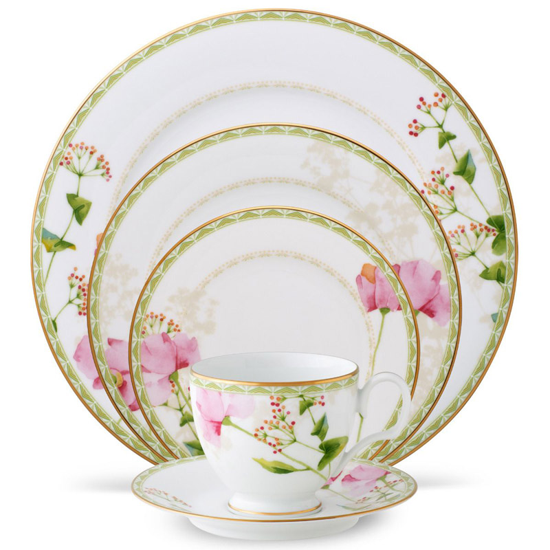 Poppy Place 5 Piece Place Setting