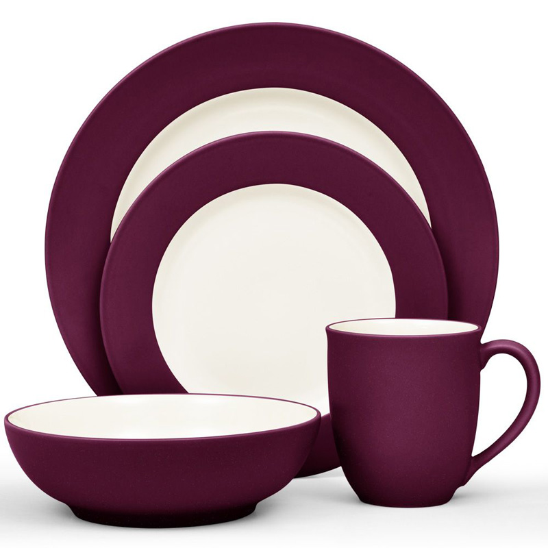 Colorwave Burgundy Rim 4pc Place Setting