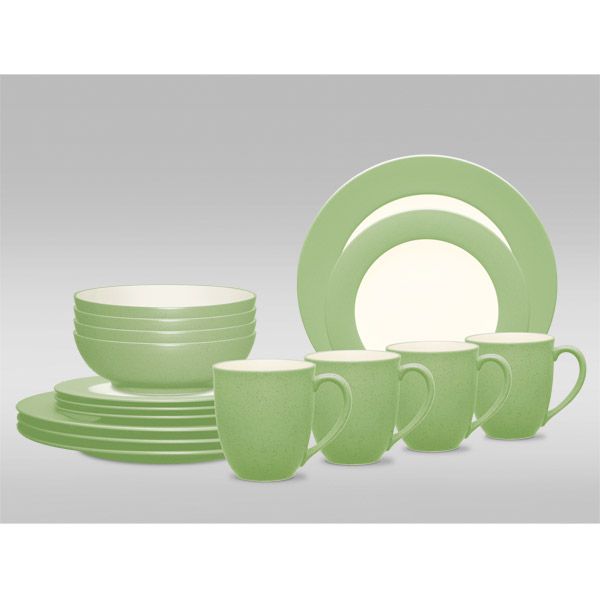 Colorwave Apple 16pc Service for 4, Rim