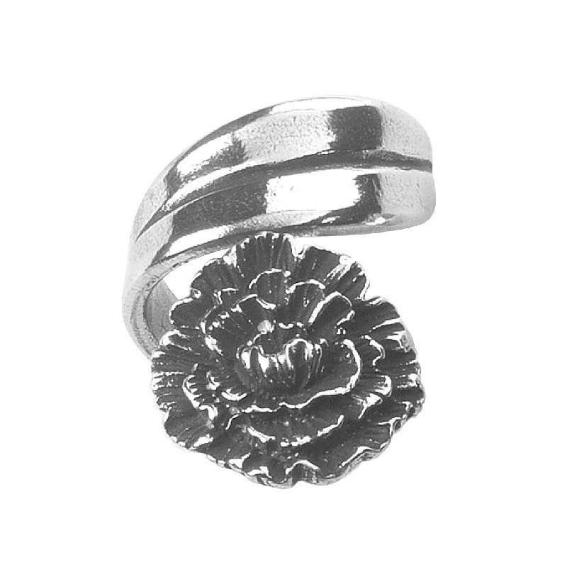 Flower of the Month Ring, January/Carnation