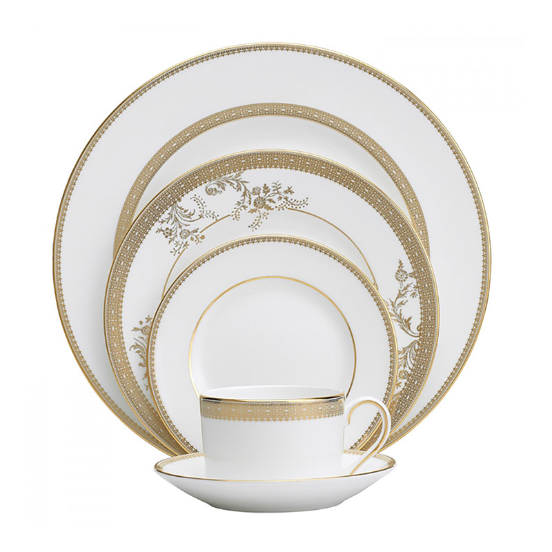 Vera Lace Gold 5pc Place Setting