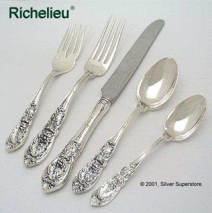 Richelieu 5pc Continental Setting