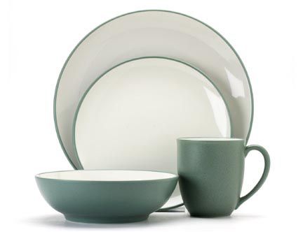 Colorwave Green stoneware at discount by Noritake - SilverSuperstore.com