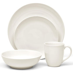 Noritake Colorwave Naked 4pc Place Setting, Coupe